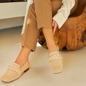 Vivaia Square-Toe Knot Loafers Caitlin 2.0 Almond Sz 41.5 Minimalist Careerwear